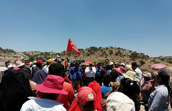   Agremiados constatan el fruto de la lucha organizada 