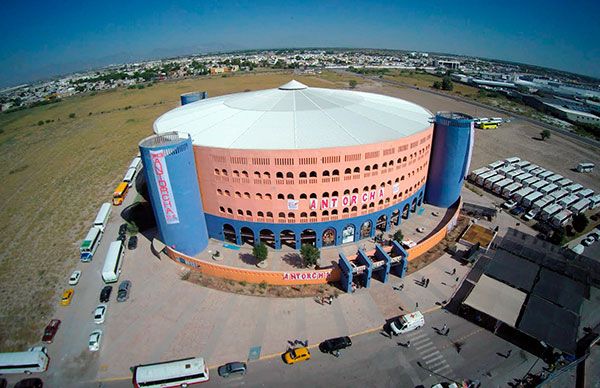 7 mil antorchistas celebran 43 aniversario en el Coliseo Centenario