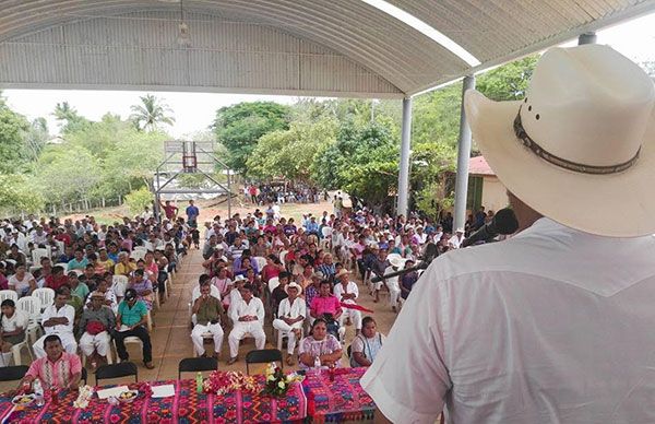  Con evento político cultural, entregan obra educativa en Llano del Carmen