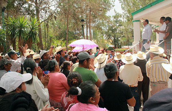 Alcalde de Guadalcázar se compromete a dar respuesta a pliego petitorio 