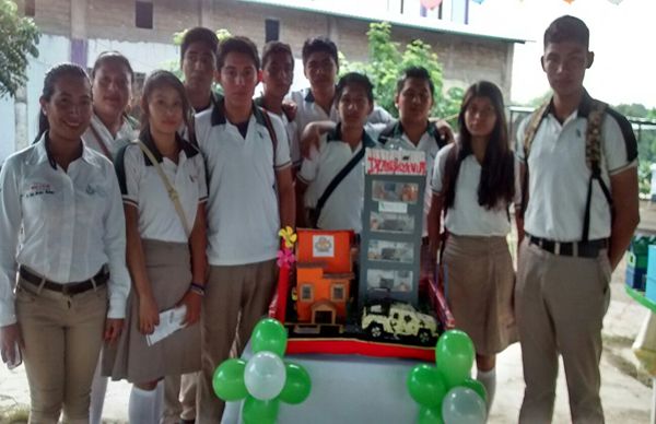 Escuela antorchista realiza Feria de Ciencia y Tecnología