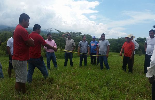 Logran recursos para escuelas antorchistas del sur de Veracruz