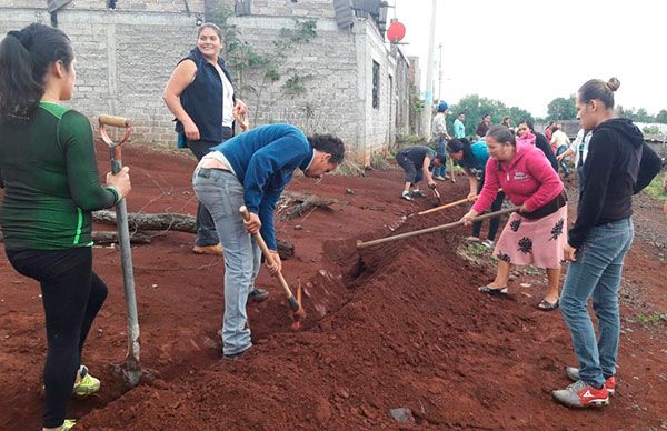 Realizan faenas habitantes de la Colonia Citlalmina para evitar daños por temporada de lluvias