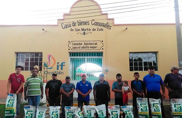 Benefician a comuneros de Ocotlán con insumo agrícola