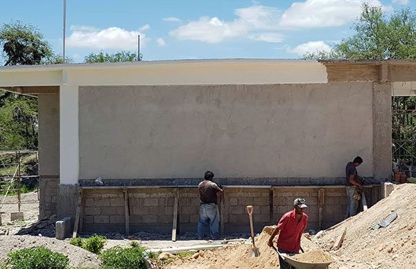 Gobierno antorchista logra segunda etapa de construcción de escuela en Villa Hidalgo