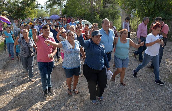 Pavimentación para las colonias Loma Alta y Niños Héroes