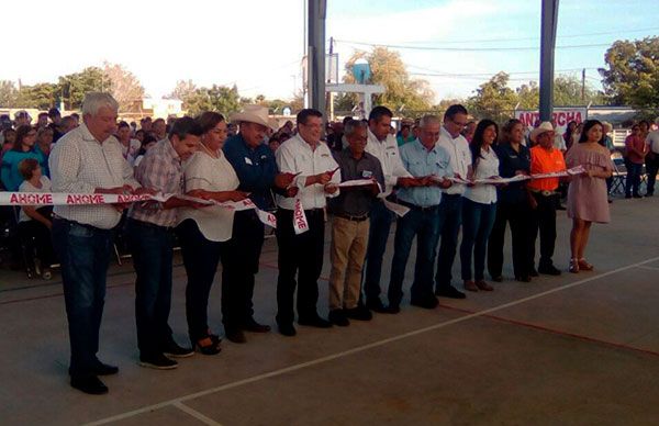 Inauguran techumbre en el Ejido Chávez Talamantes 