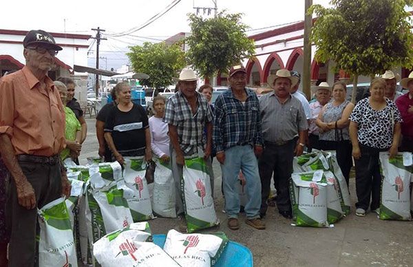  Antorcha impulsa producción agropecuaria en San Gabriel