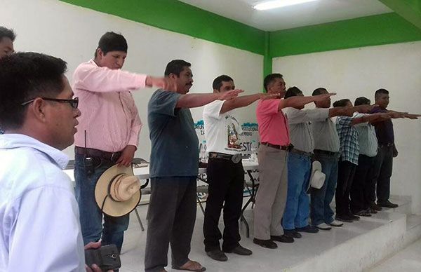  Rinde protesta el Comité de Salud del Hospital de Zapotitlán Tablas