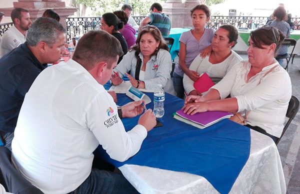 Dan seguimiento a demandas en el municipio