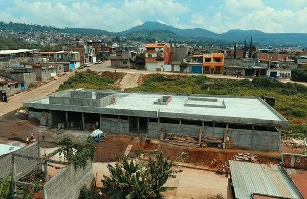 Detiene SCOP recurso de 3 millones de pesos para construcción de tercera etapa de clínica en Tacámbaro