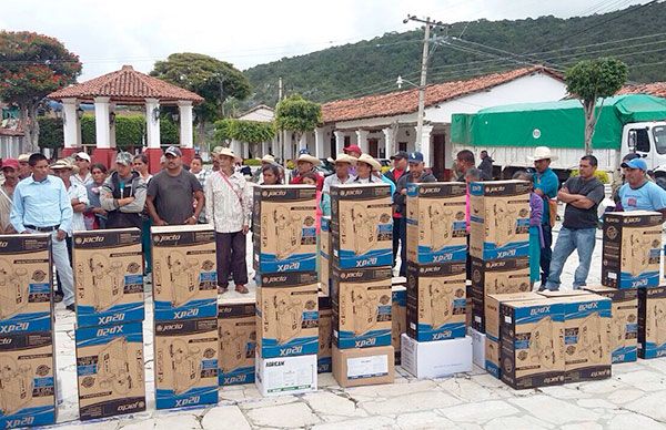    Insumos agrícolas para más de 350 campesinos de la región Norte