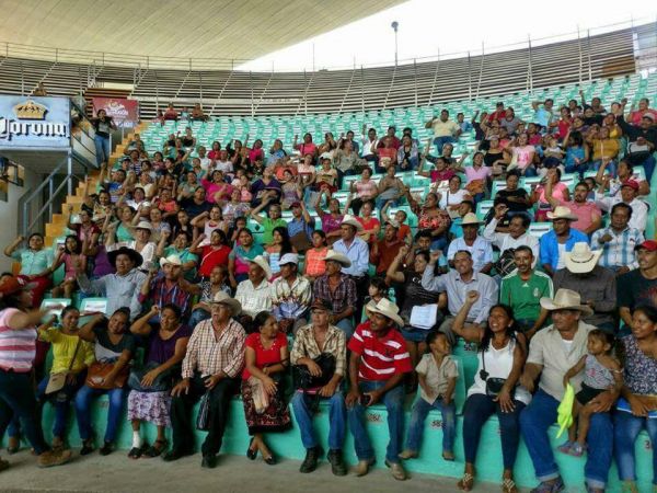 Colmarán megapalenque de Villa de álvarez más de 15 mil antorchistas