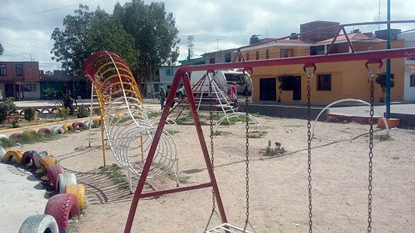  Rehabilitación de áreas verdes en la colonia 