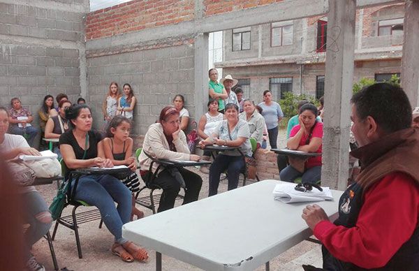  Antorchistas buscan resolver problema de falta de escuelas