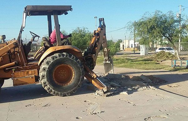  Arranca construcción de cancha techada y rehabilitación del parque en ángeles de Puebla