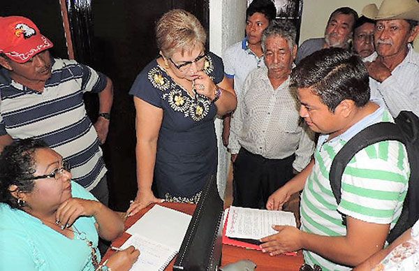 Antorchistas de Champotón exigen al edil atención a demandas