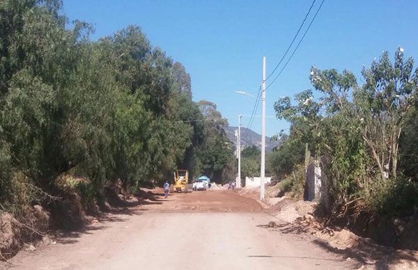 Pavimentaciones que beneficiarán a comunidades en El Marqués