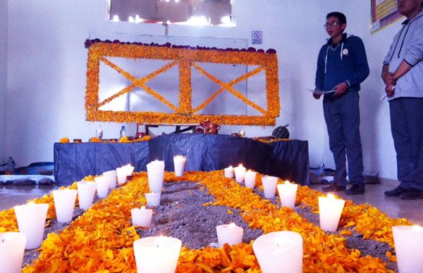 En las escuelas antorchistas preservan las tradiciones mexicanas