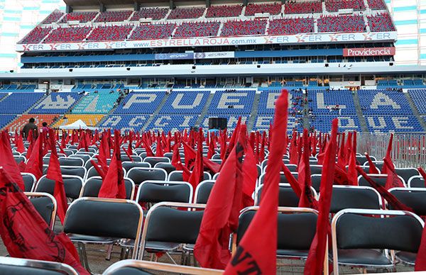 Estadio Cuauhtémoc, listo para recibir a 100 mil antorchistas poblanos