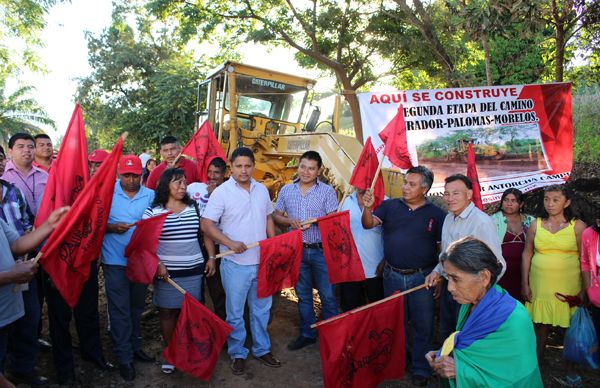 Antorcha mejora las condiciones de vida de los Popolucas