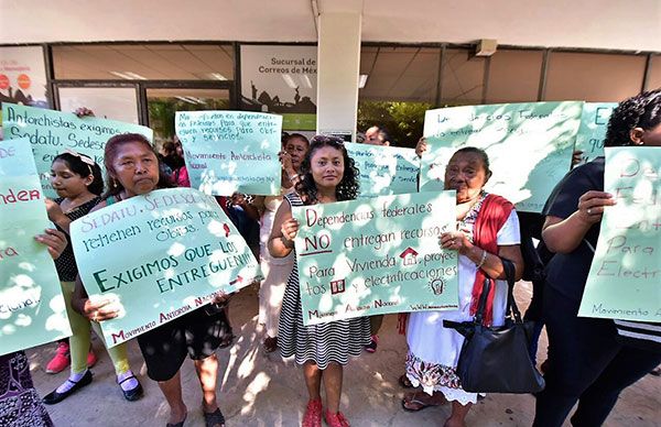 Protestan campechanos por inoperancia de dependencias gubernamentales 