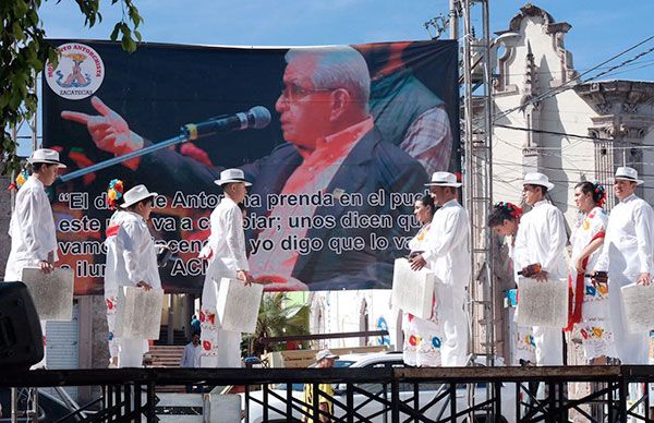 Refrendan unidad y trabajo de Antorchistas de Jalpa en  celebración de 43 aniversario