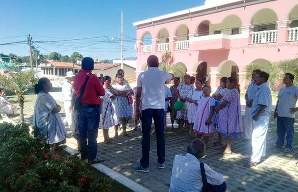   Antorchistas buscan diálogo con la alcaldesa de Xochistlahuaca