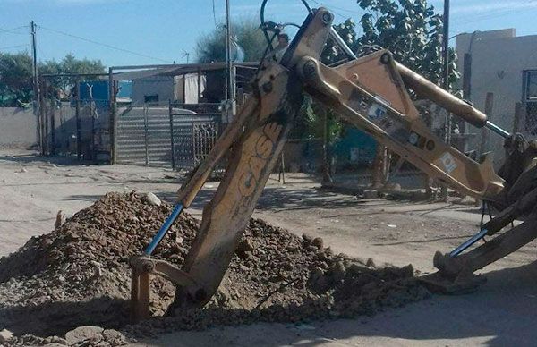 Llega red de agua potable a Villas del Valle