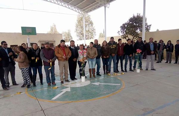 Estrenan domo en telesecundaria de Río Florido por gestión de Antorcha