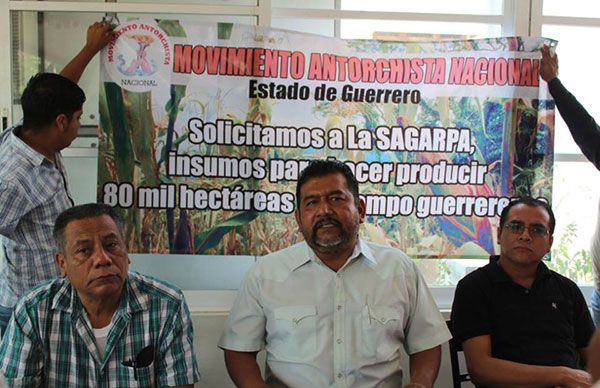 Anuncian guerrerenses gestión masiva en oficinas centrales de la Sagarpa