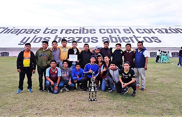  Equipo campechano califica en la Eliminatoria Regional Sureste