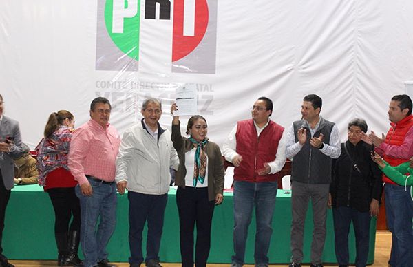 Militante Antorchista se registra como precandidata a diputada local en Veracruz