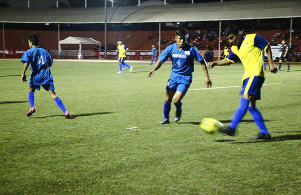 Primeras eliminatorias Juvenil B y C de fútbol en Espartaqueada Deportiva