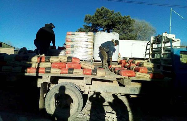 Reciben 400 familias de Bocoyna paquetes para construcción de vivienda