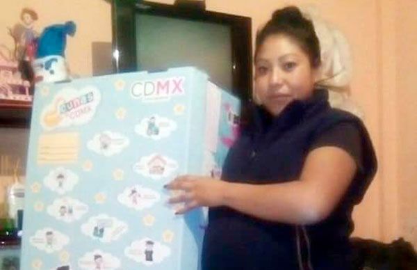 Bebés de Iztapalapa reciben kit para recién nacido