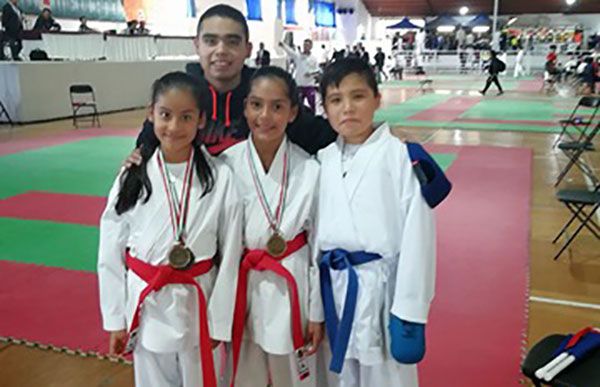 Karatecas de colonia popular de Zapopan clasifican para torneo centroamericano