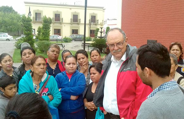 Visitan a munícipe de Linares en busca de apoyo