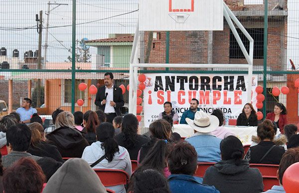 Estrenan cancha multiusos en Quinta San Jerónimo