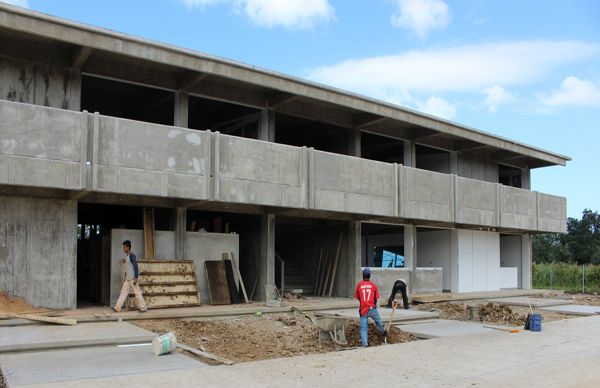 Continúan los trabajos del CECYTEV de Huazuntlán