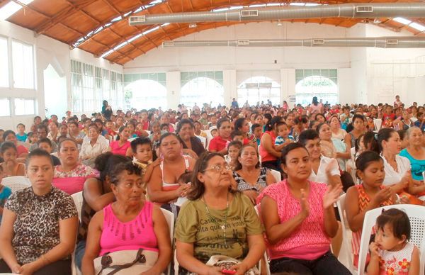 Indígenas choles olvidados por el alcalde de Macuspana 