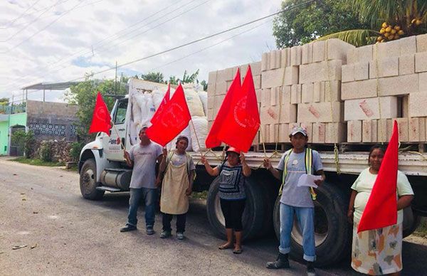 Llegan paquetes de vivienda a familias del oriente yucateco 