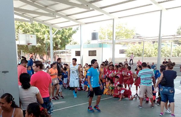 Organizan torneo de basquetbol para los niños acapulqueños 