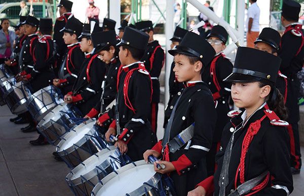 Realiza  Antorcha II Encuentro Estatal de Bandas de Guerra