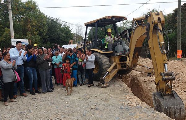 Se inicia obra de drenaje en la colonia Bethel, logro antorchista