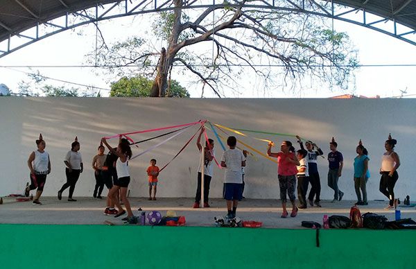  Imparten taller de danza en Gaviotas Sur 