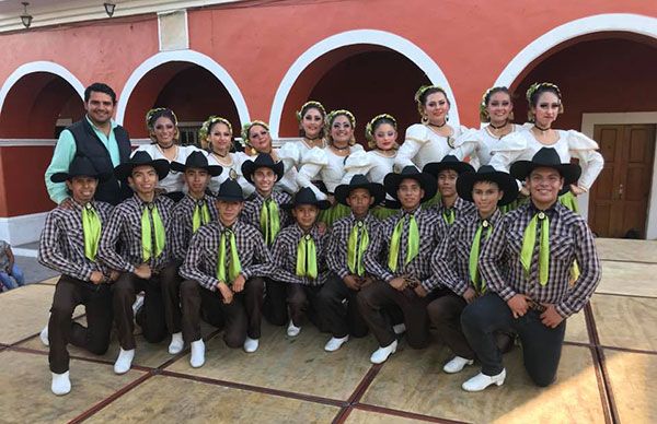  Antorcha promueve Jornadas Culturales en el Altiplano