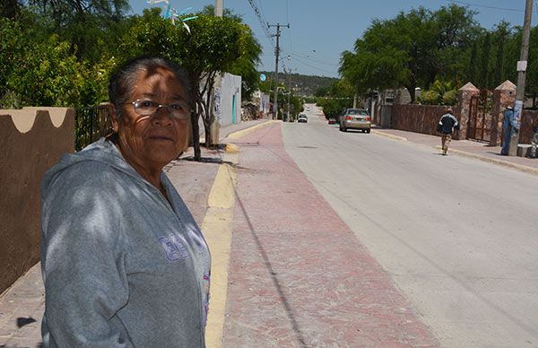 Logran pavimentación en Paso del águila 