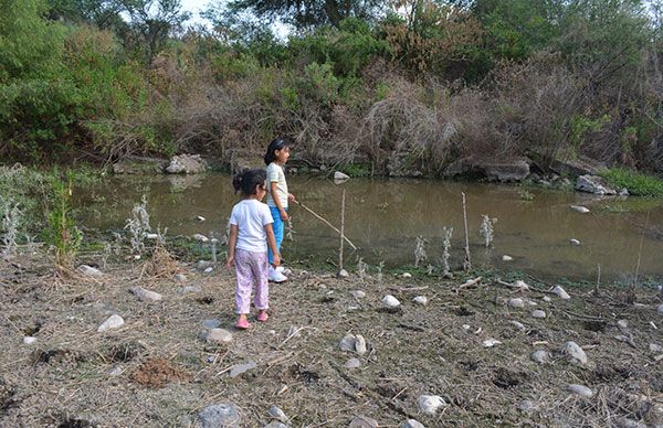 Grave foco de infección en río Santa Catarina