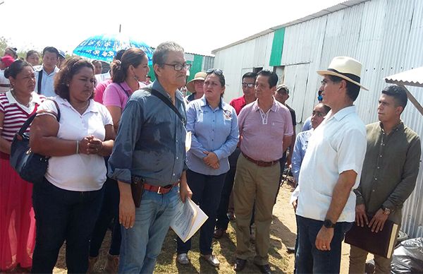 Antorchista de Coatzacoalcos logran recursos para escuelas